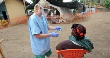„Ha lehetne, visszamennénk segíteni” – Magyar járványügyi szakemberek Guineában küzdöttek az Ebola ellen