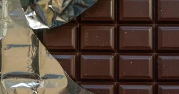 Megtévesztő jelölés miatt bio rizstejes csokoládét vonnak ki a forgalomból