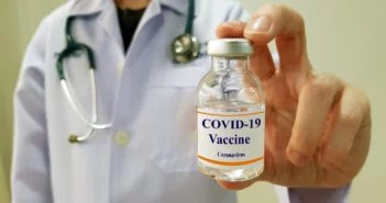 Kérdések a COVID-19 vakcina körül