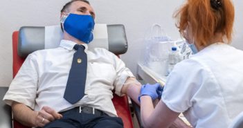 Merkely: az újrainduló egészségügyi beavatkozásokhoz elengedhetetlenek a vérkészítmények