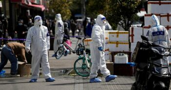 Katonai orvosokat küldtek Sanghajba a teljes lakosság tesztelésére