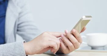 Digitális egészségügyi applikációvá változik át az oltási igazolvány mobiltelefonos alkalmazása