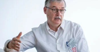 Cserháti Péter: A rehabilitációnak folytatódnia kell a társadalomban is