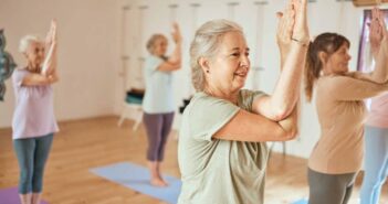 Az időskori mozgás jelentősége – a Fitt 60+ program előnyei