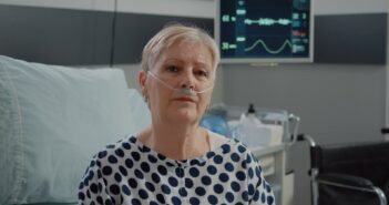 Kevesebb fájdalmat! – daganatos betegek fájdalomcsillapítása háziorvostól az idegsebészig